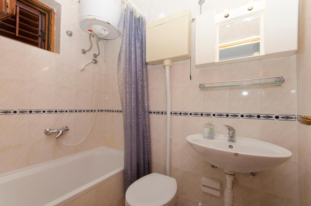 Apartments And Rooms Nike Sobra エクステリア 写真