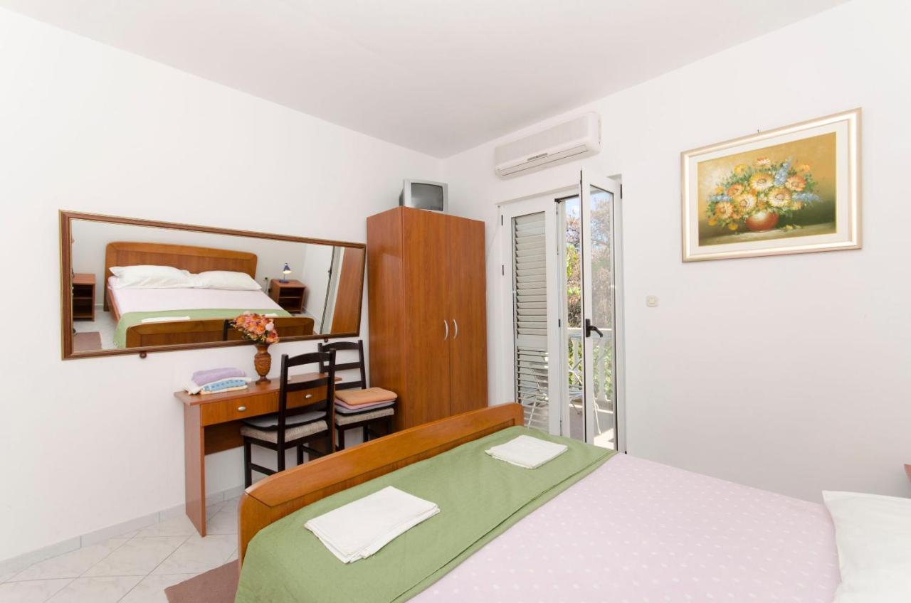 Apartments And Rooms Nike Sobra エクステリア 写真